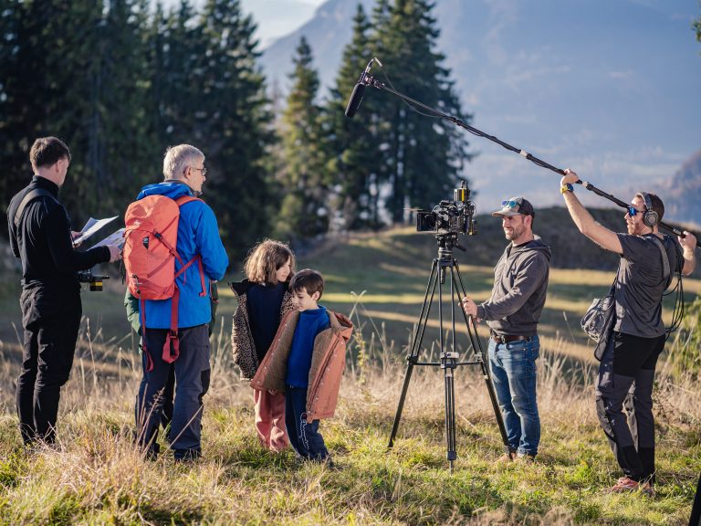 Equipe de tournage en extérieur