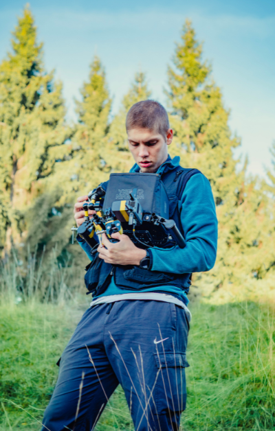 Assistant Cadreur & Monteur